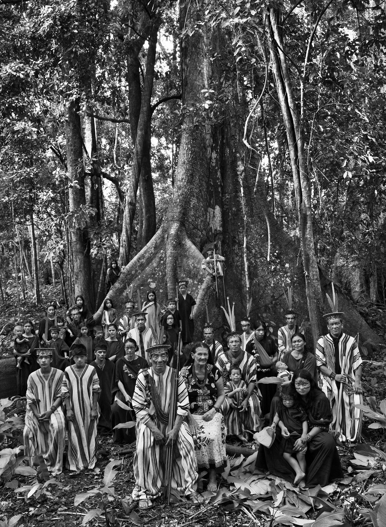 Familia asháninka, estado de Acre, Brasil, 2016. © SEBASTIÃO SALGADO