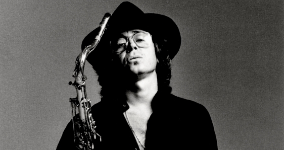 El saxofonista argentino Gato Barbieri, en 1970. ARCHIVO