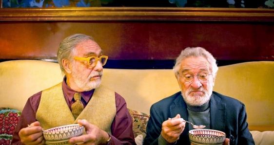 Luis Brandoni y Robert De Niro, en la serie 'Nada', de Gastón Duprat y Mariano Cohn. STAR+