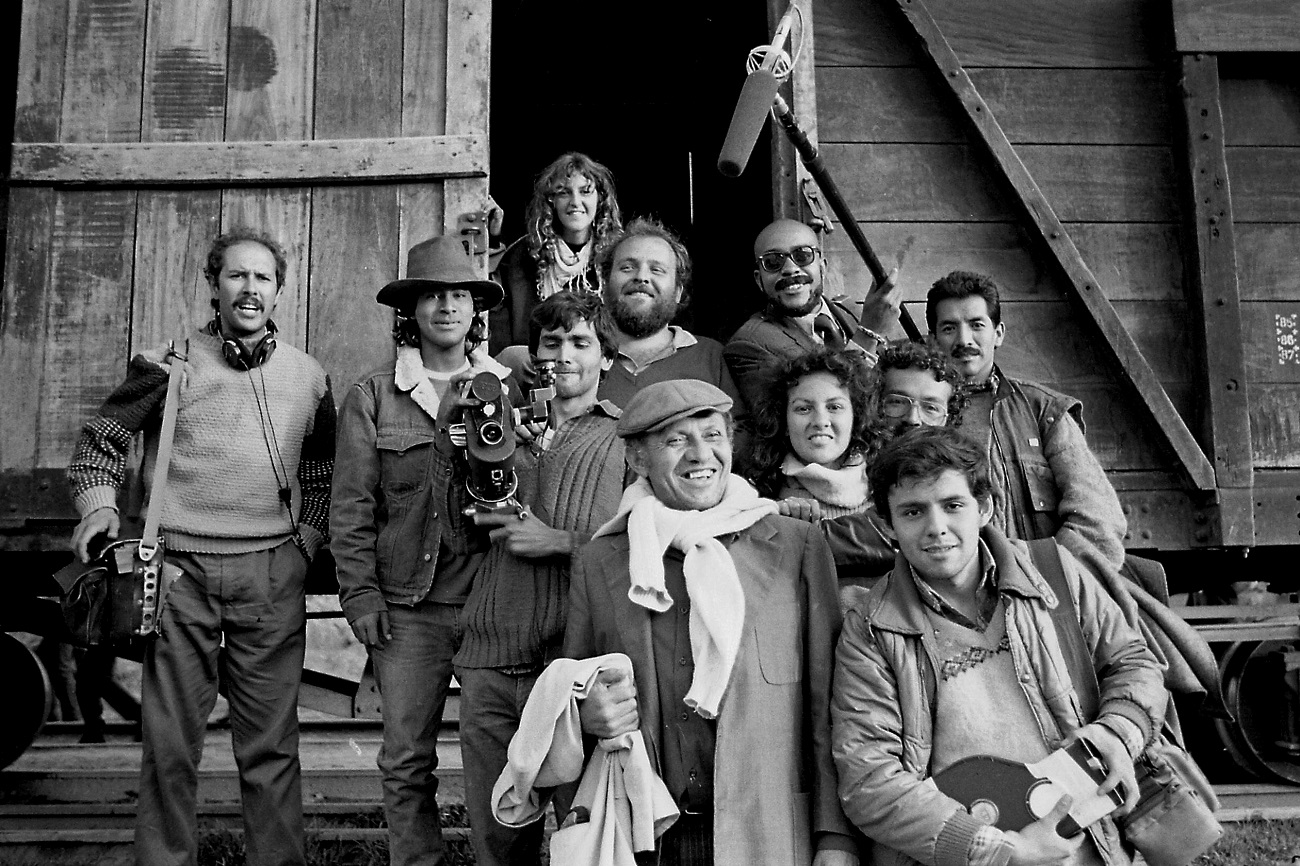 Parte del equipo de rodaje de la película 'Todas las sangres'. ARCHIVO ANDRÉS ALENCASTRE