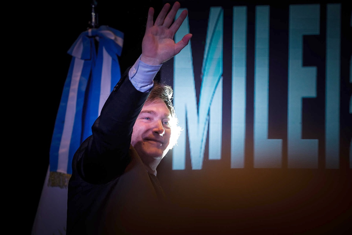 Javier Milei, tras ganar las elecciones argentinas, en Buenos Aires, este 19 de noviembre. EFE/JUAN IGNACIO RONCORONI