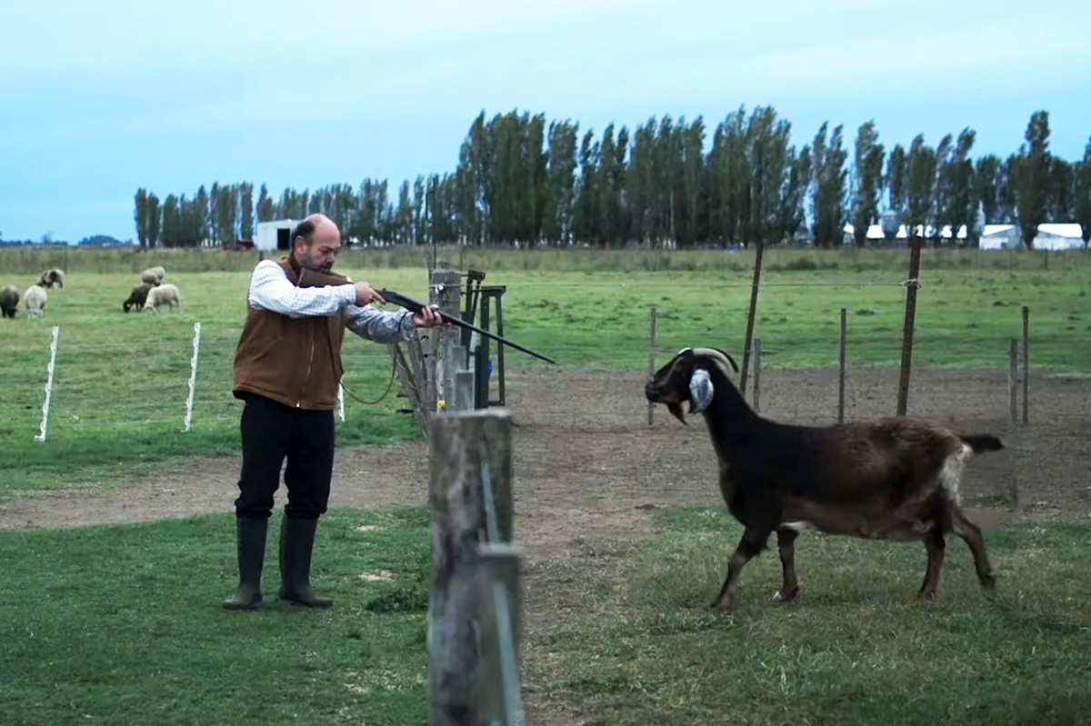 Fotograma de la película Cuando acecha la maldad, de Demián Rugna. MACHACO FILMS