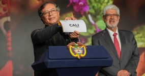 El presidente de Colombia, Gustavo Petro, anunciando que Cali será la sede de la COP16, este martes. EFE/PRESIDENCIA DE COLOMBIA