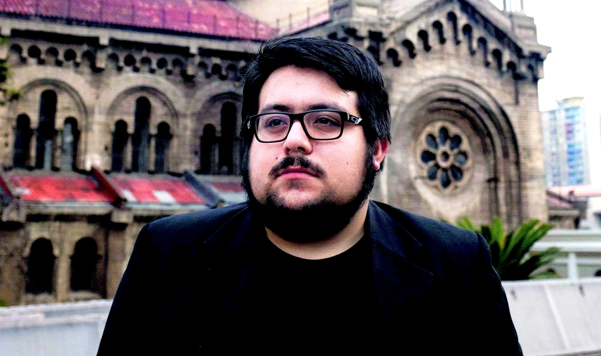 El escritor chileno Diego Zúñiga. LORENA PALAVECINO