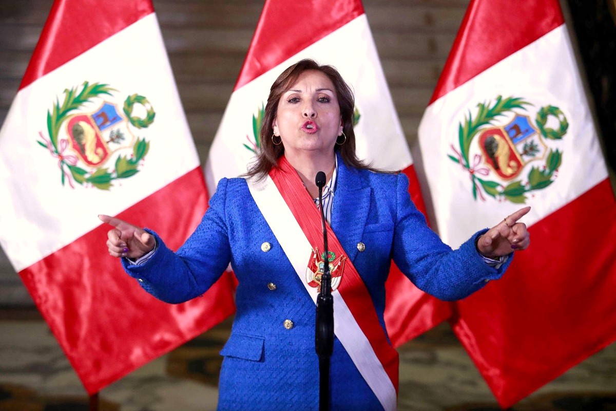 La presidenta de Perú, Dina Boluarte, en una comparecencia en Lima. EFE