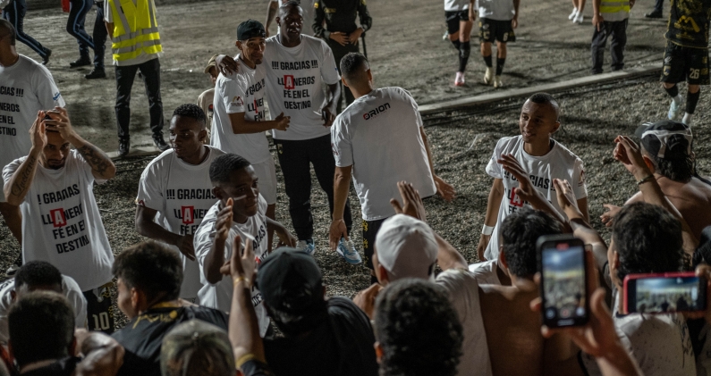 El 14 de diciembre de 2024, Llaneros FC logró el ascenso a la primera división, acompañado por su barra en cada etapa del torneo. M.T.Q. El 14 de diciembre de 2024, Llaneros FC logró el ascenso a la primera división, acompañado por su barra en cada etapa del torneo. M.T.Q.