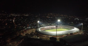 El estadio Bello Horizonte de Villavicencio ha visto pasar generaciones de hinchas que no abandonaron su pasión. M.T.Q.