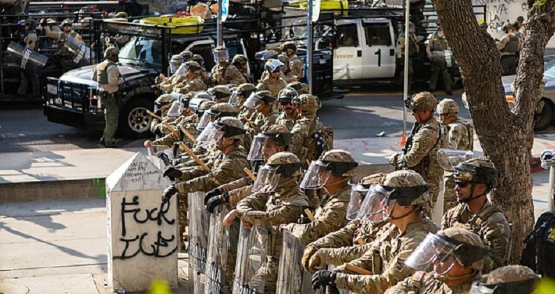 Miembros de la Guardia Nacional desplegados en Los Ángeles el pasado 12 de junio. U.S. NORTHERN COMMAND Miembros de la Guardia Nacional desplegados en Los Ángeles el pasado 12 de junio. U.S. NORTHERN COMMAND