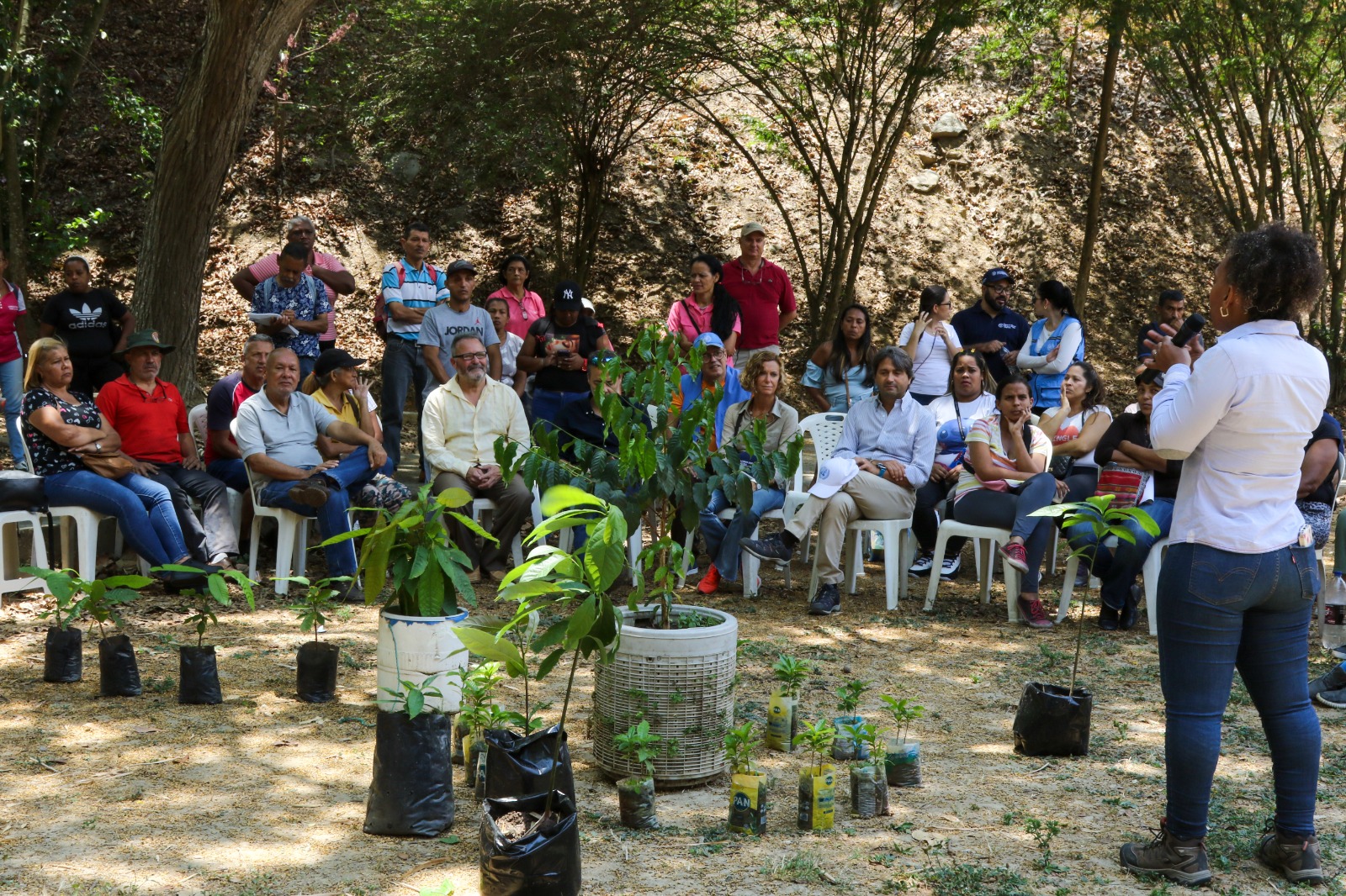 Representantes de la ONU visitan Parque Galindo, en Petare, al este de Caracas, para conocer el trabajo comunitario impulsado por la asociación civil Zona de Descarga. ZONA DE DESCARGA