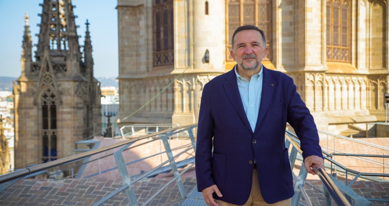Sergio Vila‑Sanjuán, en el corazón del Barrio Gótico de Barcelona. J.O. Sergio Vila‑Sanjuán, en el corazón del Barrio Gótico de Barcelona. J.O.