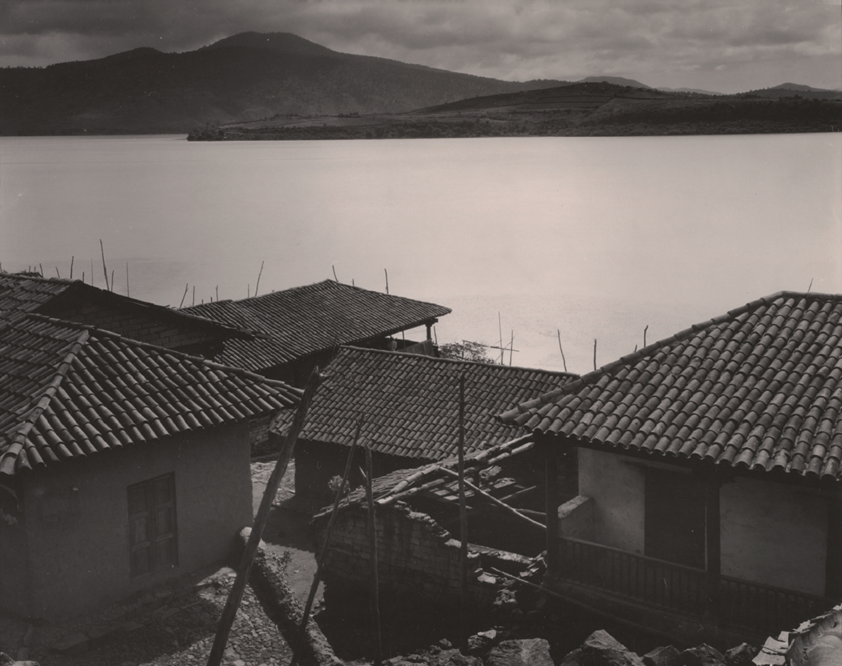Janitzio, Mexico, 1926. EDWARD WESTON Janitzio, Mexico, 1926. EDWARD WESTON