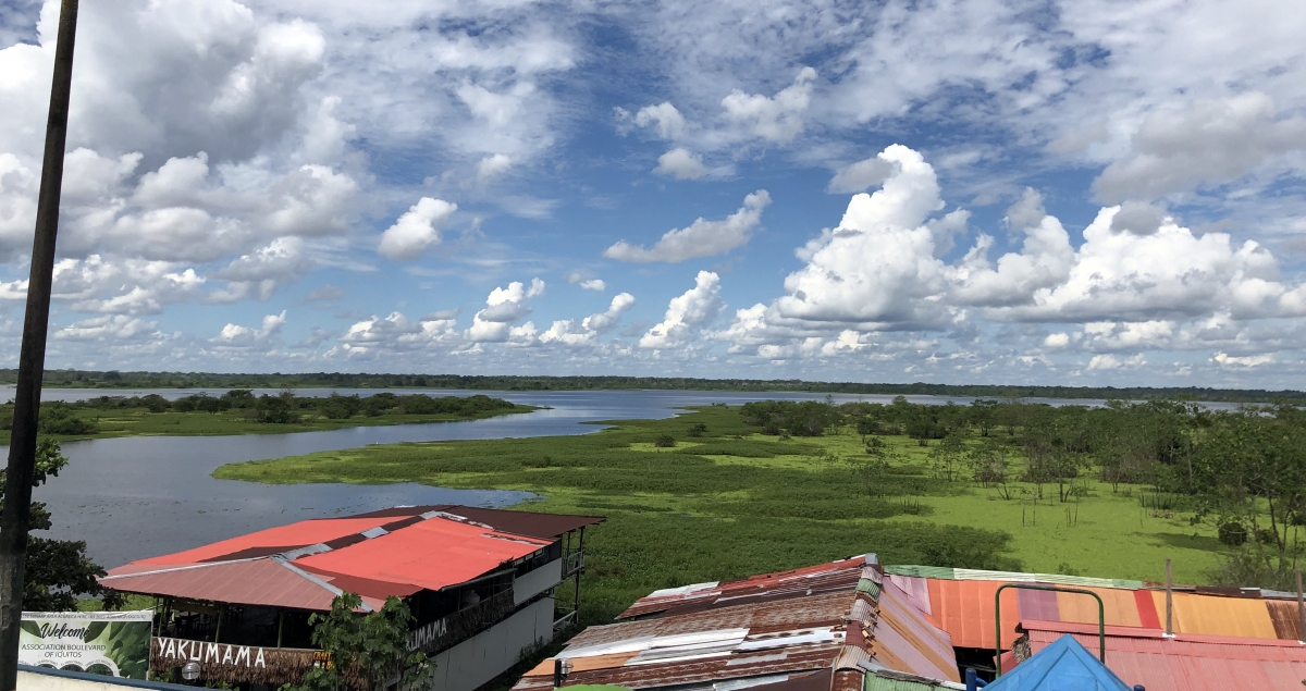 Vista desde el Malecón Tarapacá, a orillas del Río Itaya -afluente del Amazonas-, en Iquitos. RHL