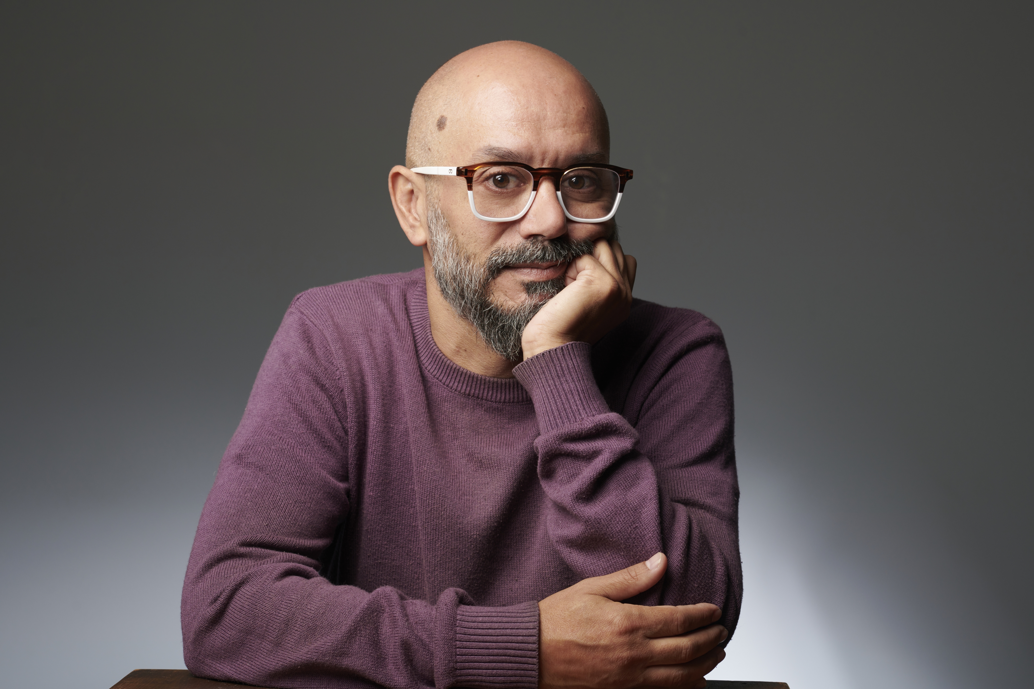 Juan Carrá, escritor y periodista argentino, autor de la novela de no ficción 'Salvate vos'. ALEJANDRA LÓPEZ