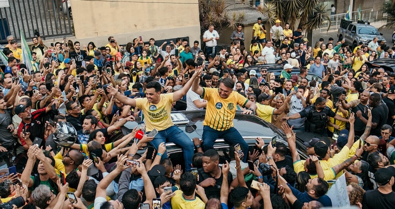 Jair Bolsonaro y el diputado Junio Amaral durante un mitin en Contagem (Minas Gerais), el 15 de septiembre de 2024. BIA REIS